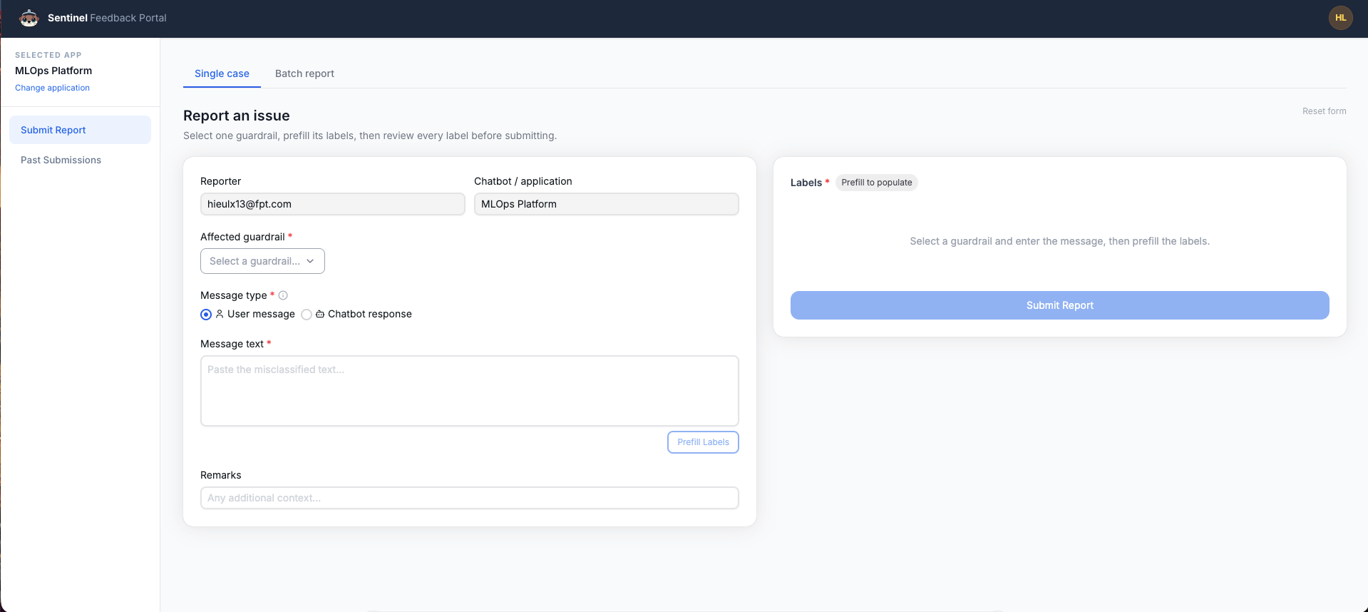 The empty Report an issue page: the form on the left and an empty Labels panel on the right, marked Prefill to populate.